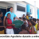 RAMIRO DISTRIBUI BACIAS PL&Aacute;STICAS (DE R$ 1,99) PARA MARISQUEIRAS