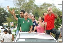 O candidato Paulo Souto em visita a cidade de Camacam - 26/09
Foto - Valter Pontes/Coperphoto