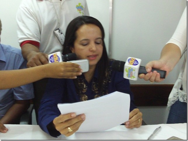 COLETIVA DA PREFEITA 003